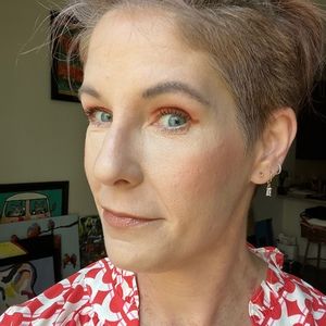 Meet your Posher, Lynn